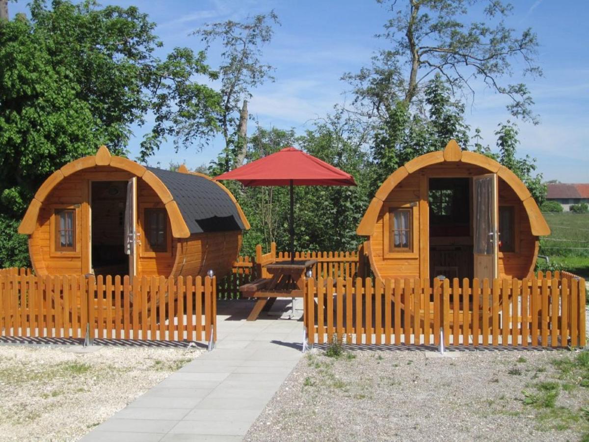 Schlaffass-Camping Gutshof Donauried 군즈부르크 외부 사진